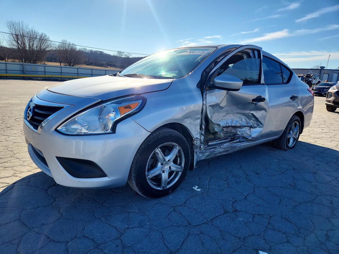 2018 NISSAN VERSA