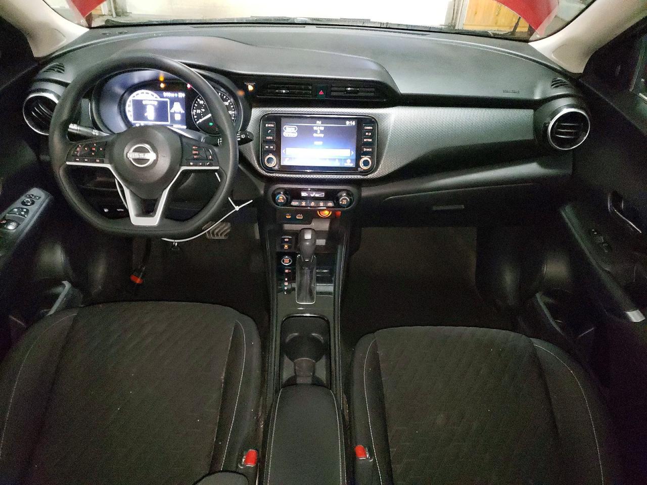 2022 NISSAN KICKS