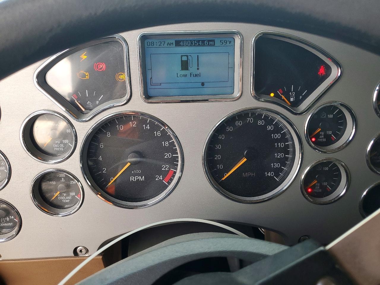 2015 MACK Gu713
