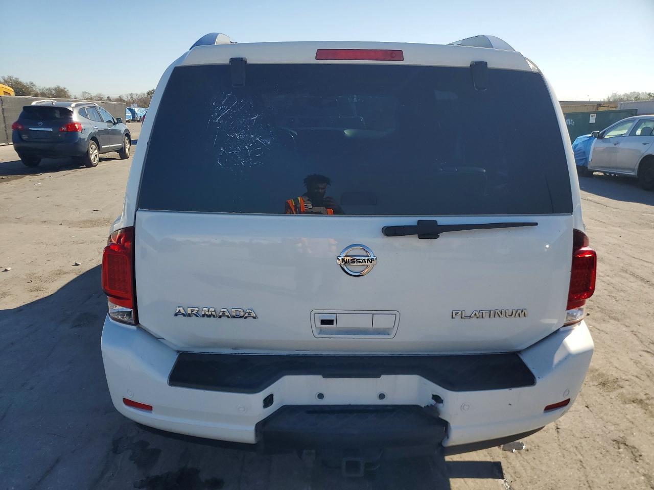 2012 NISSAN Armada