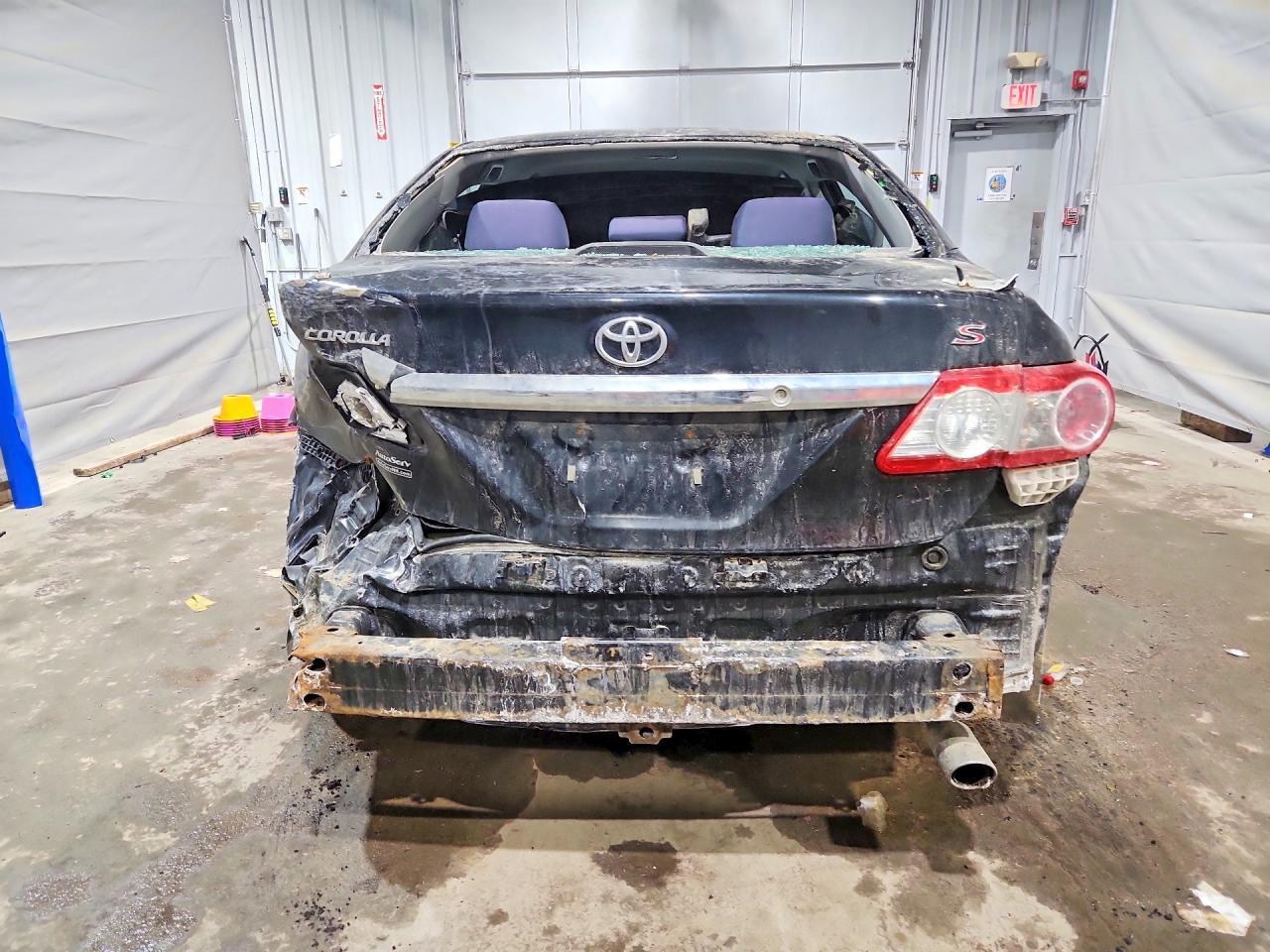 2013 TOYOTA COROLLA