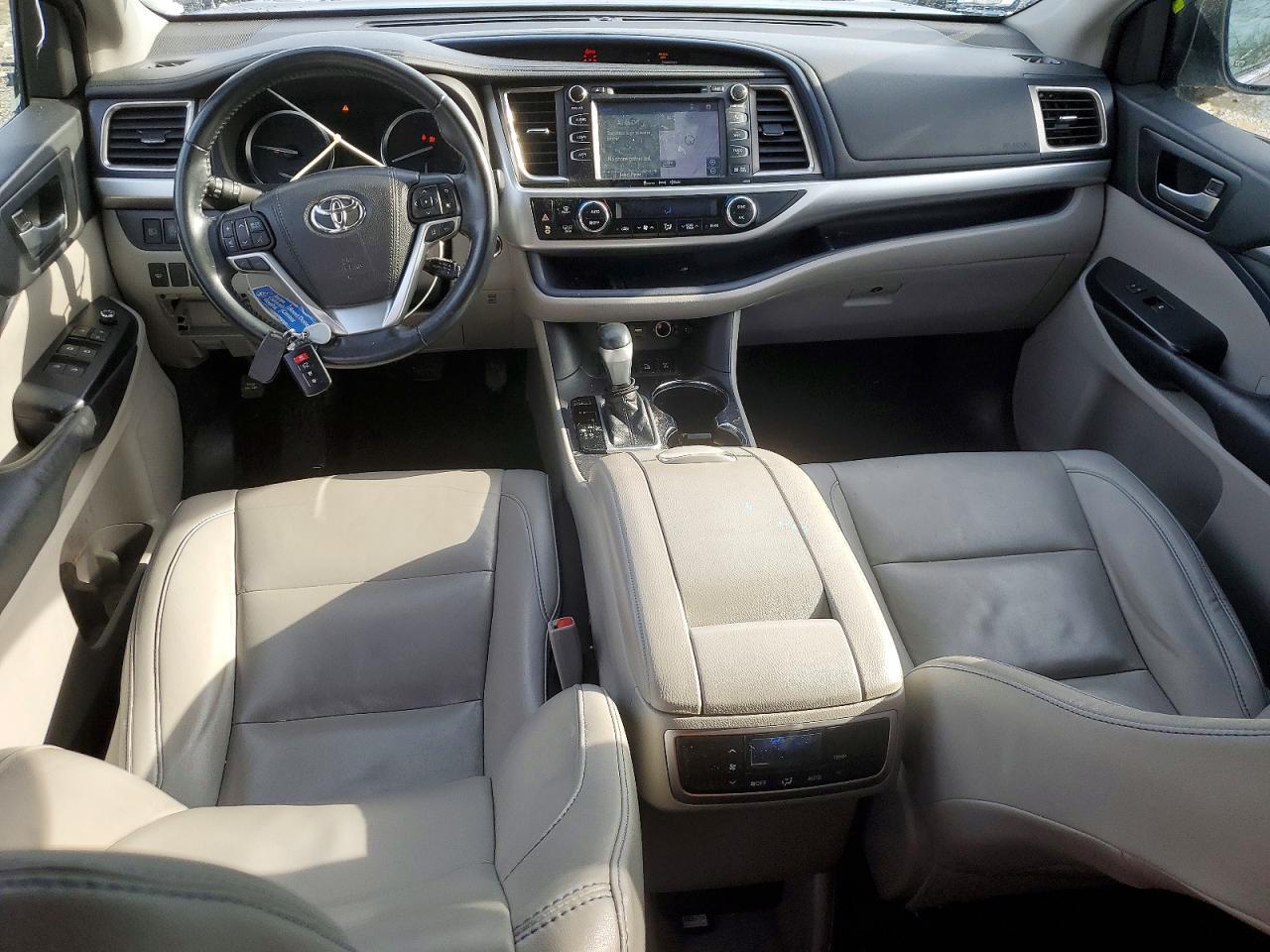 2019 TOYOTA HIGHLANDER
