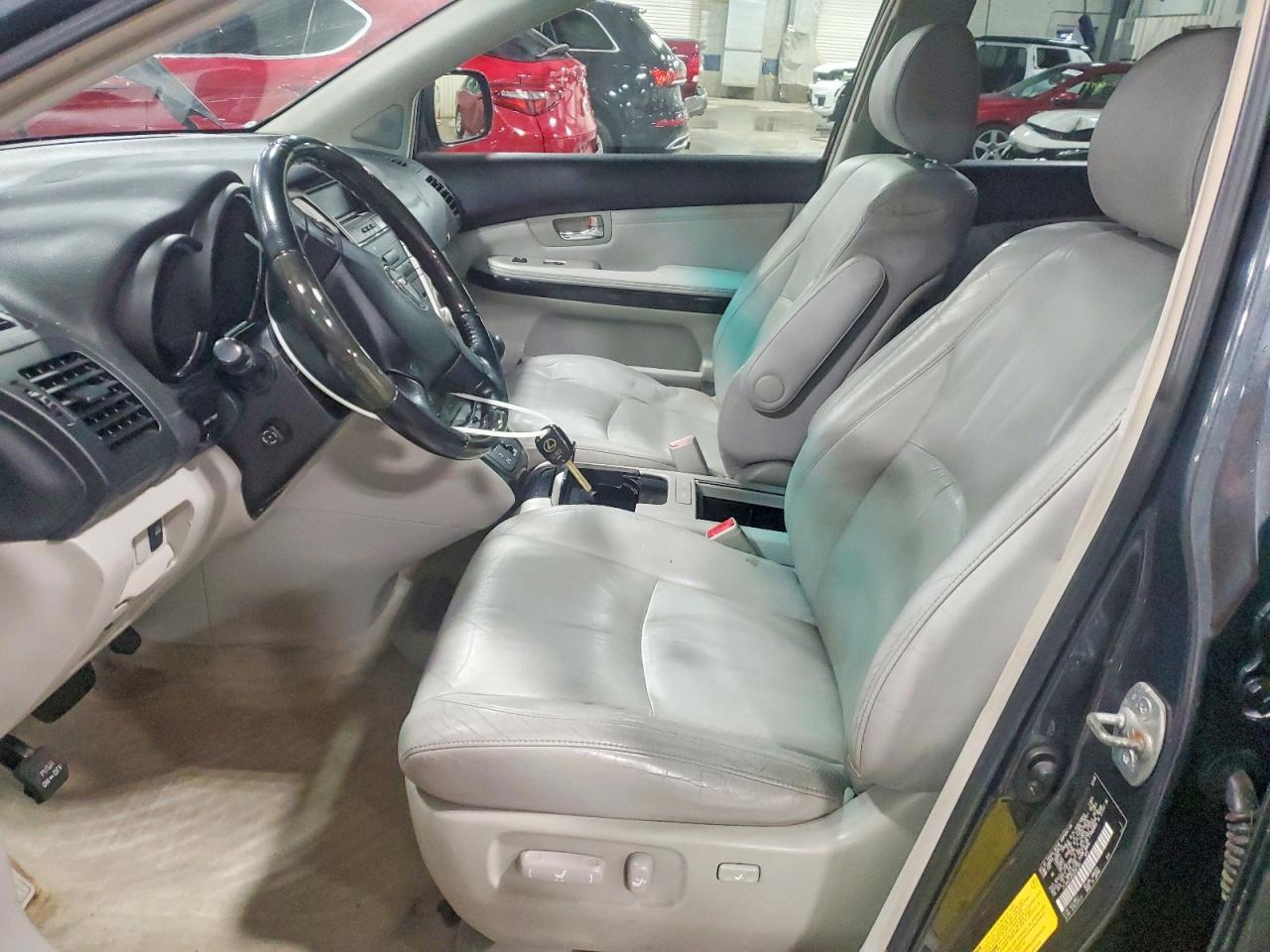 2005 LEXUS Rx 330