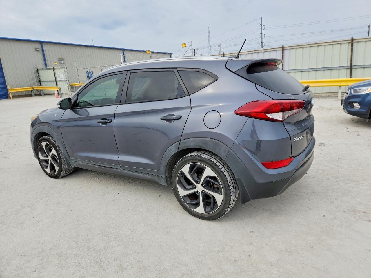2016 HYUNDAI TUCSON