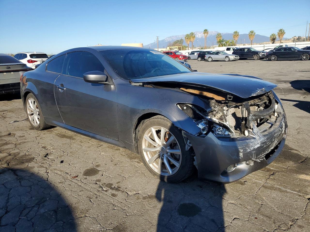 2012 INFINITI G37