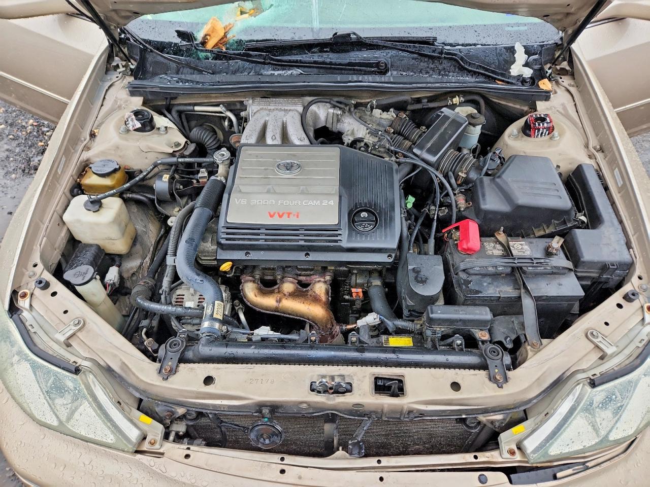 2004 TOYOTA Avalon