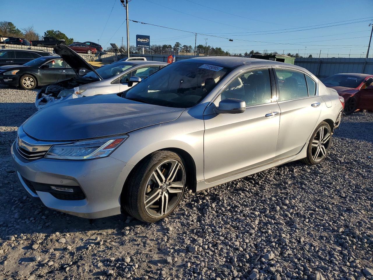 2017 HONDA ACCORD