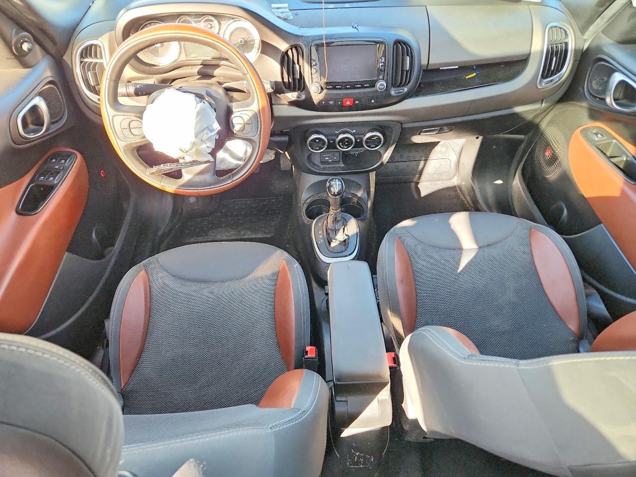 2014 FIAT 500L