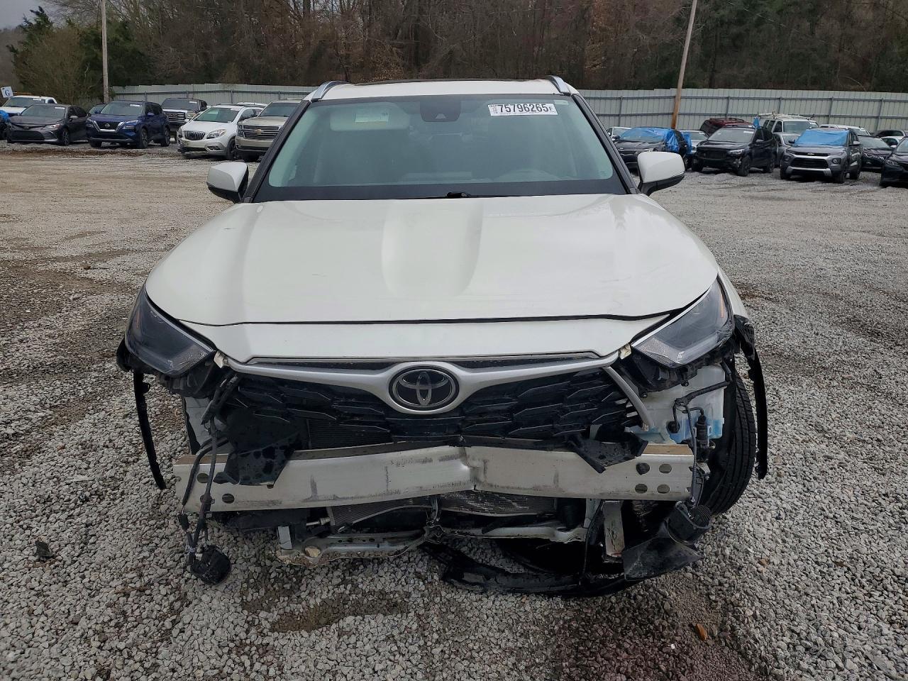 2021 TOYOTA HIGHLANDER