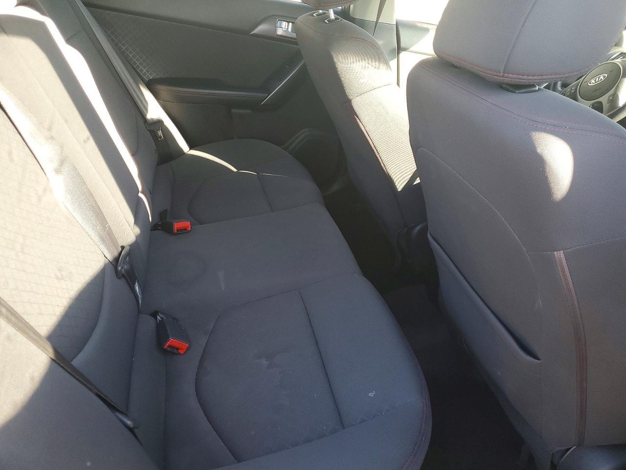 2010 KIA FORTE