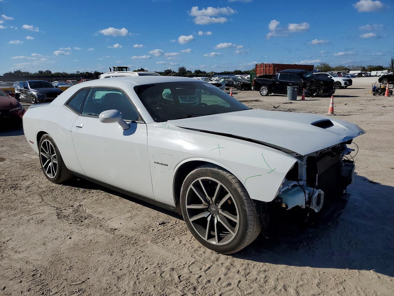 2020 DODGE Challenger
