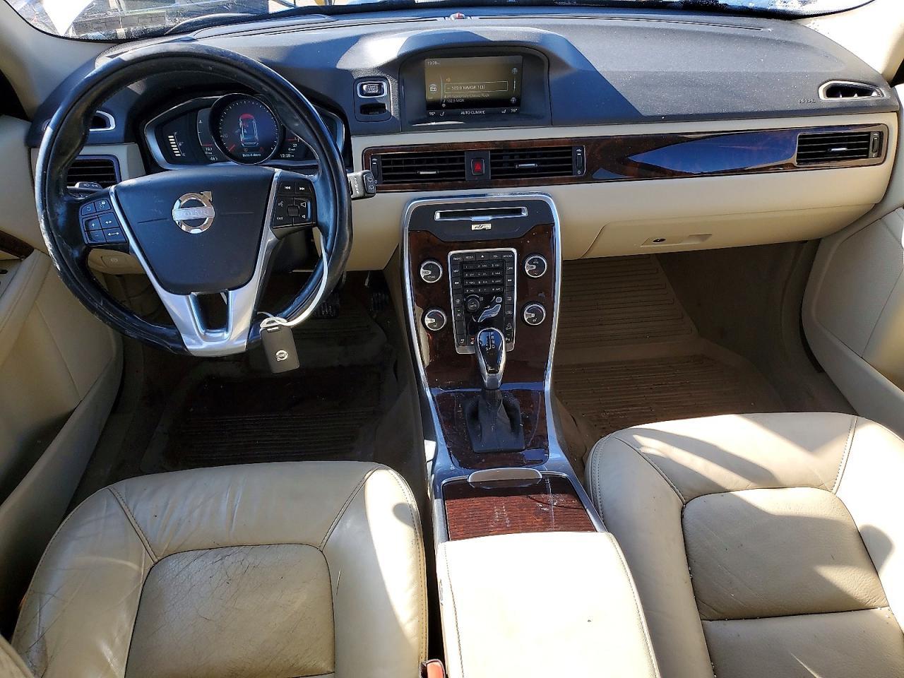 2014 VOLVO XC70