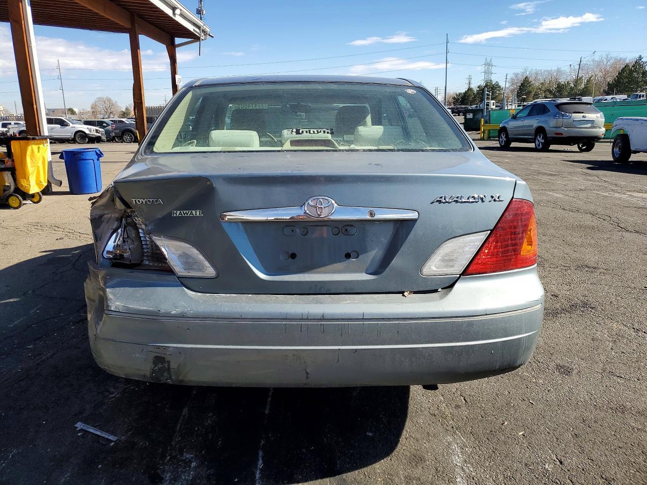 2000 TOYOTA Avalon