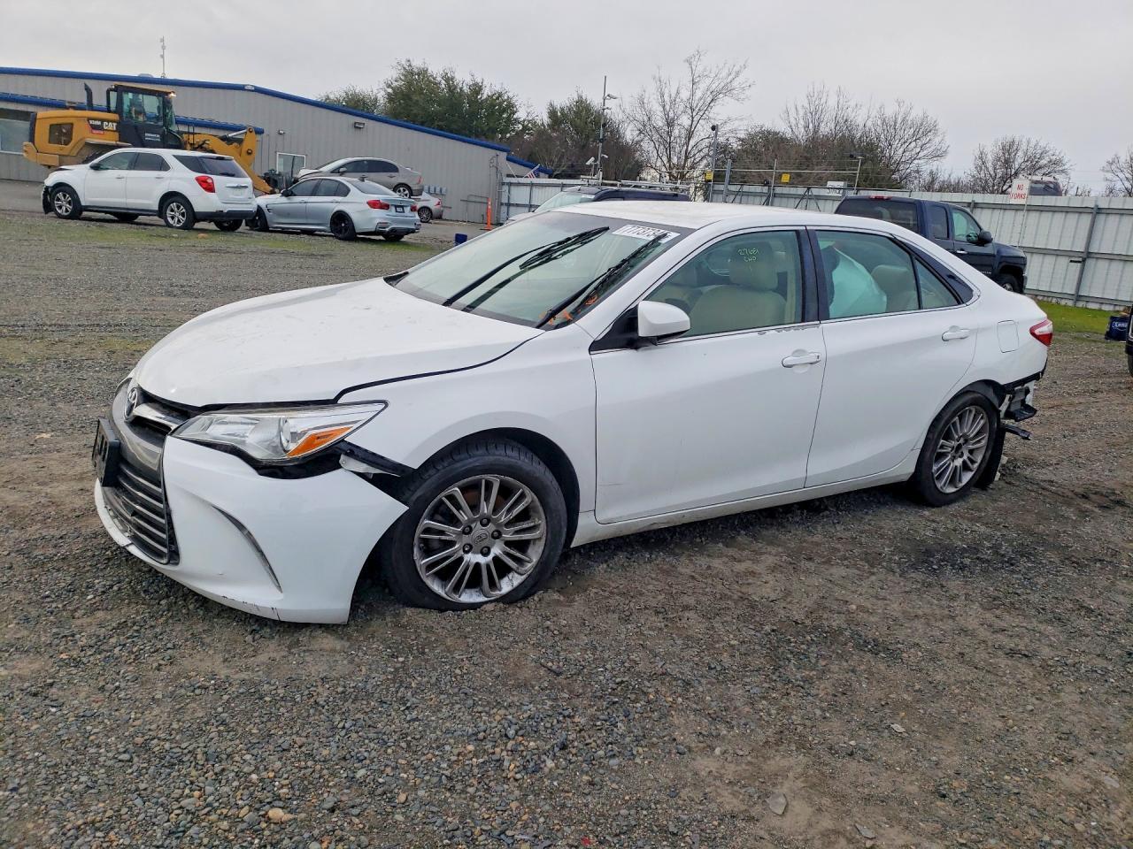 2015 TOYOTA CAMRY