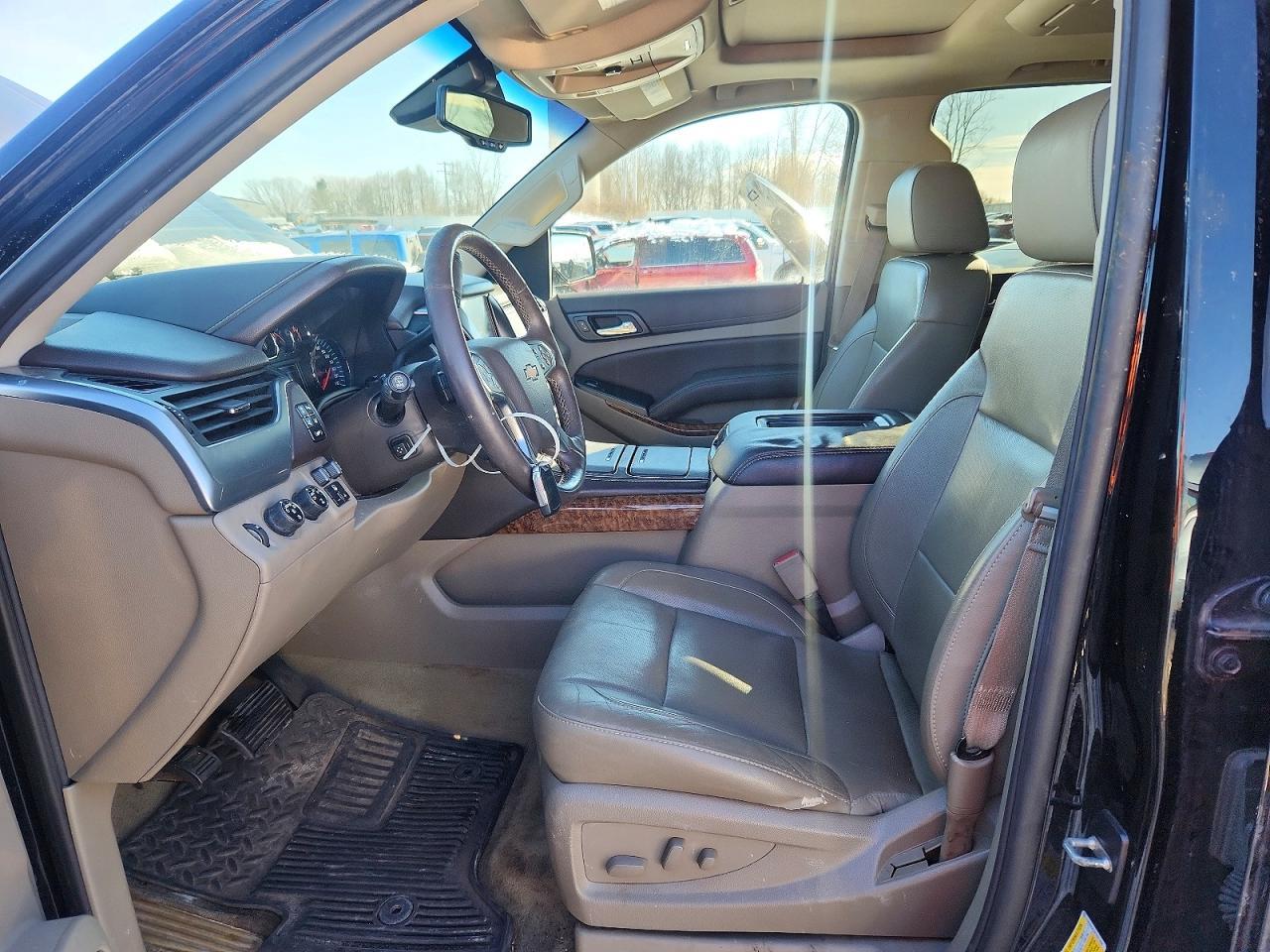 2015 CHEVROLET Suburban
