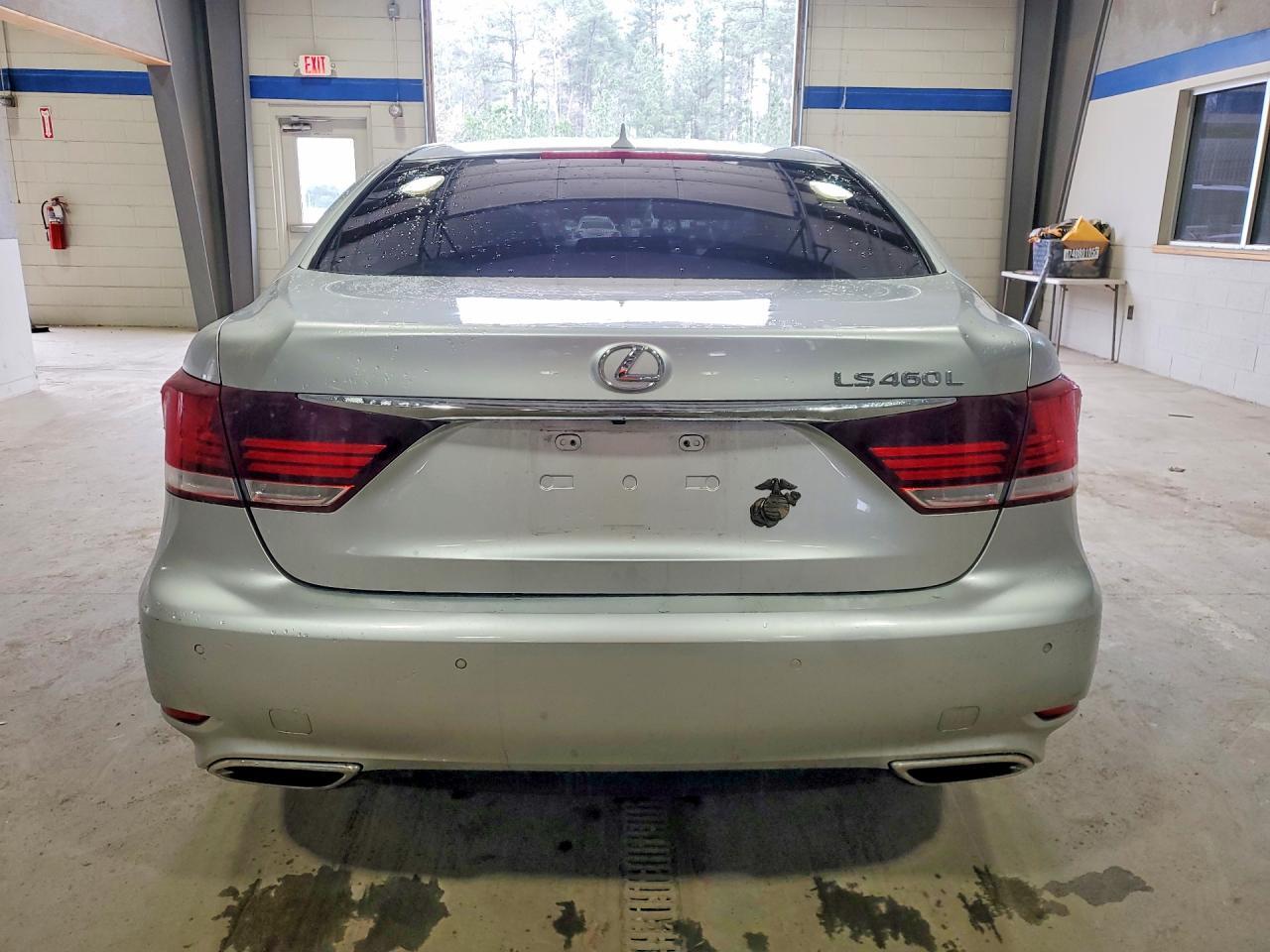 2013 LEXUS LS 460
