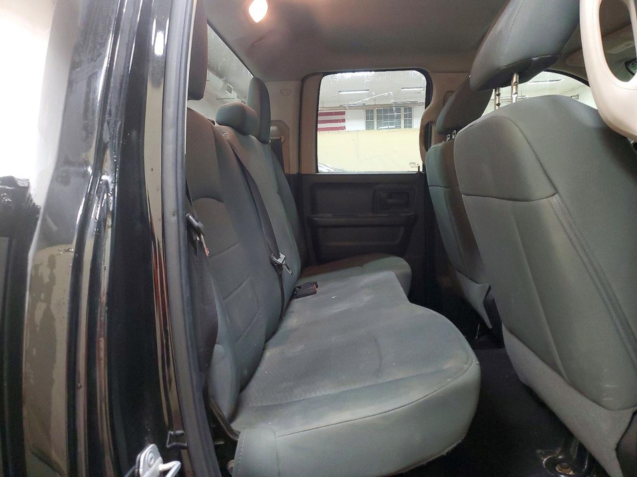2014 RAM 1500 ST