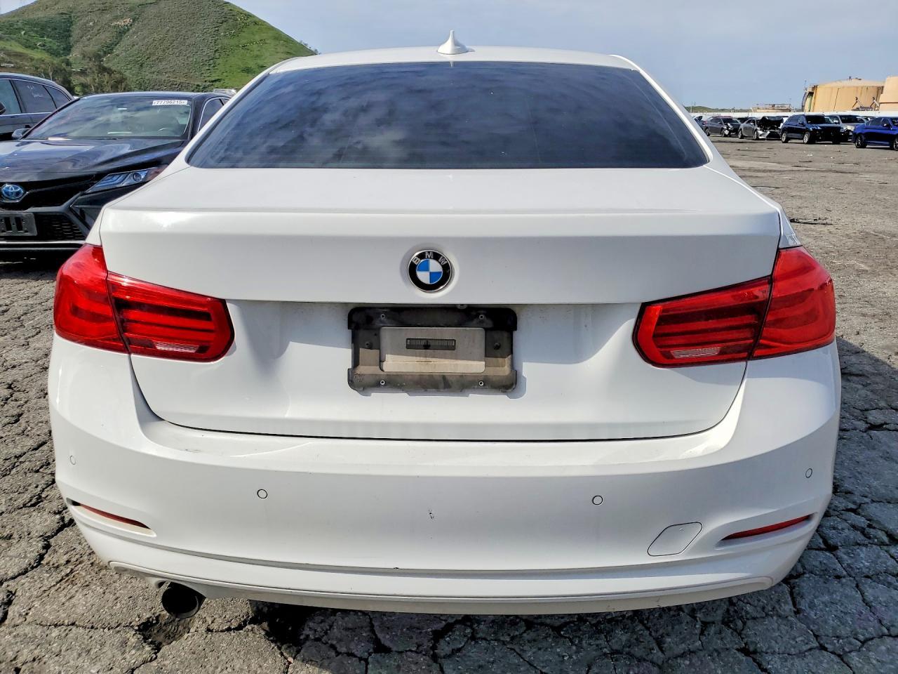 2017 BMW 3 SERIES