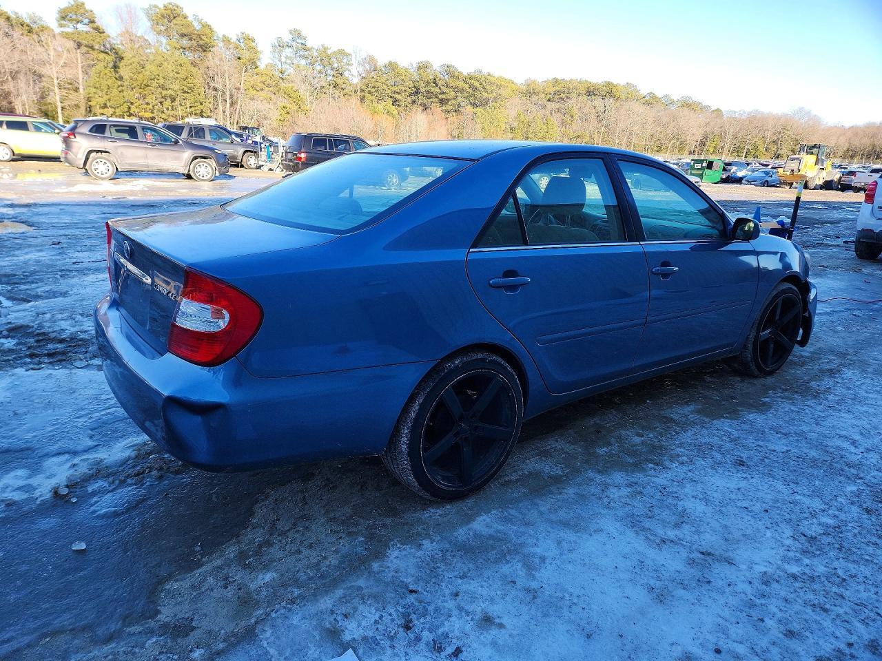 2004 TOYOTA CAMRY