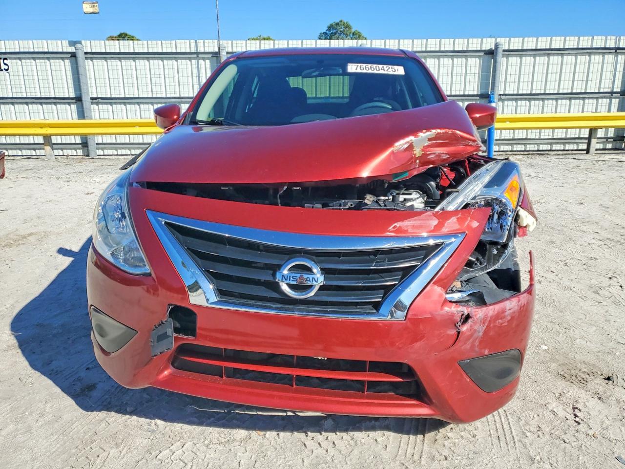 2018 NISSAN VERSA