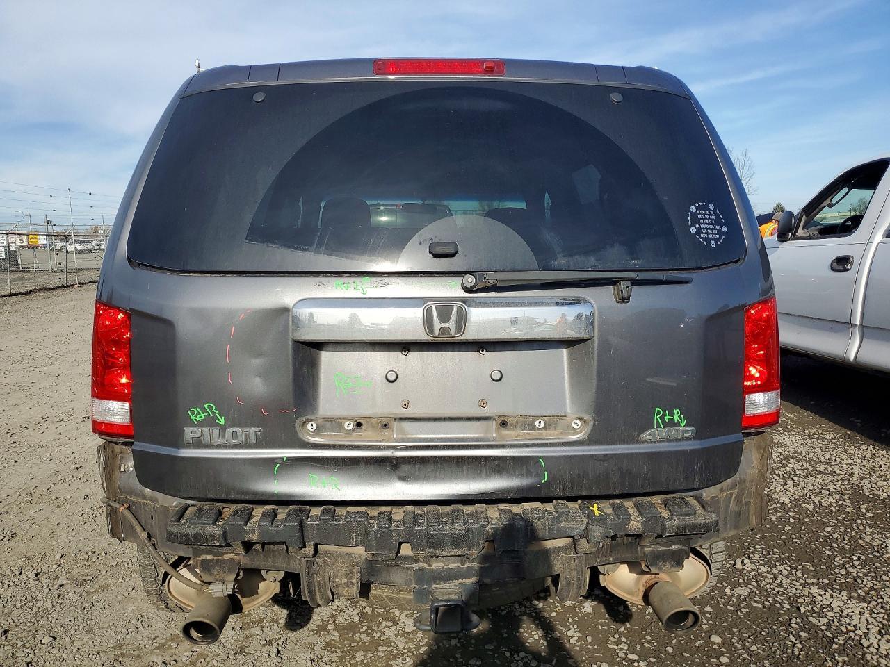 2011 HONDA PILOT