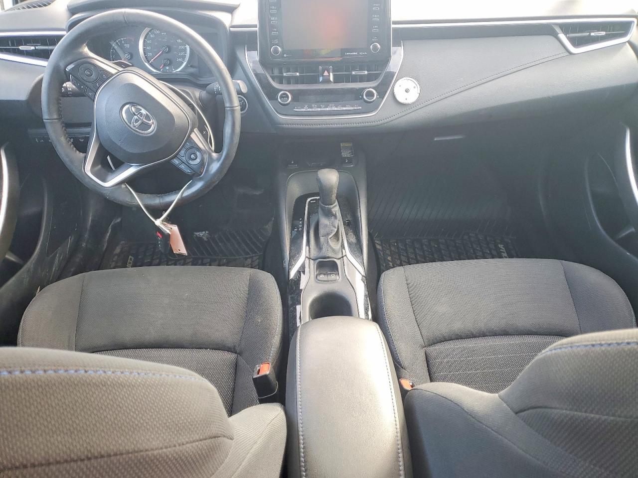 2021 TOYOTA COROLLA