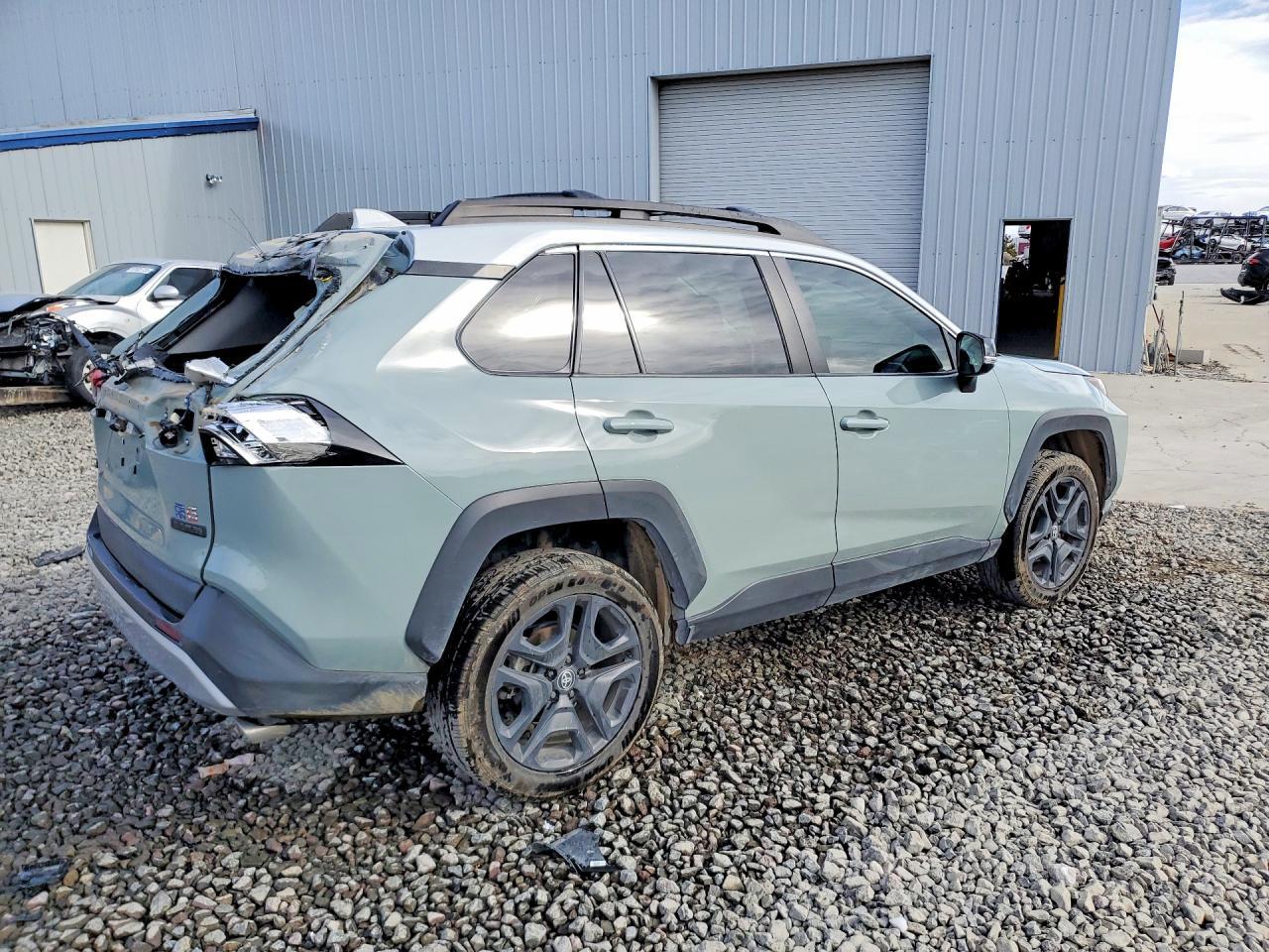 2022 TOYOTA RAV4