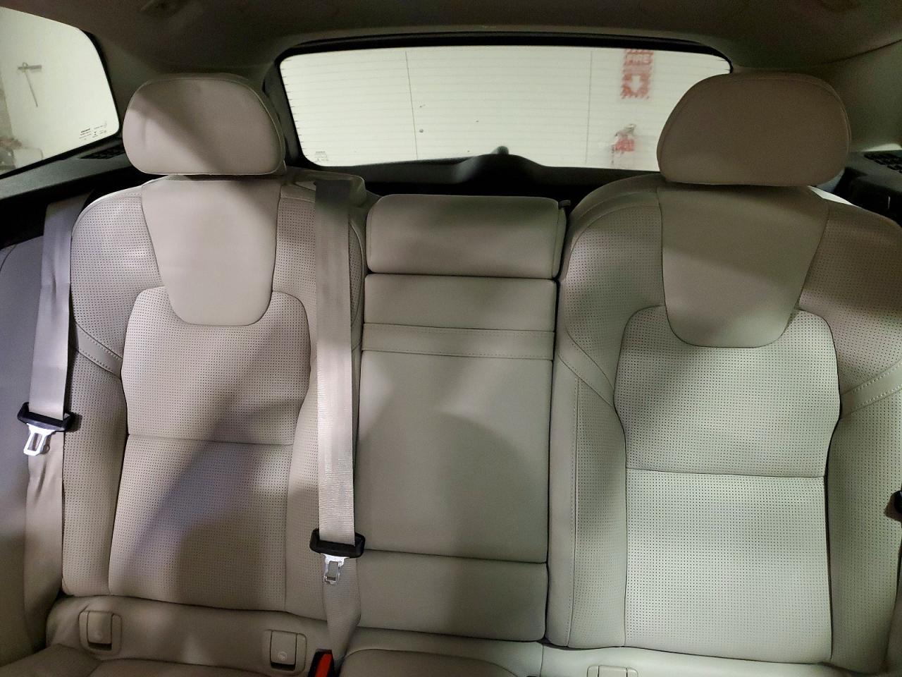 2019 VOLVO XC60