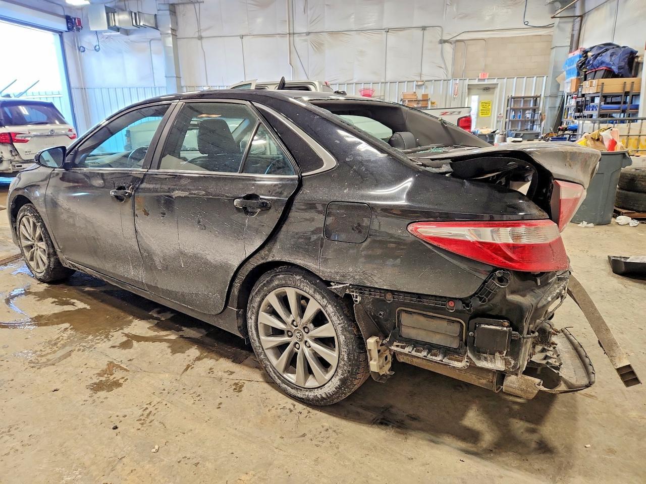 2015 TOYOTA CAMRY