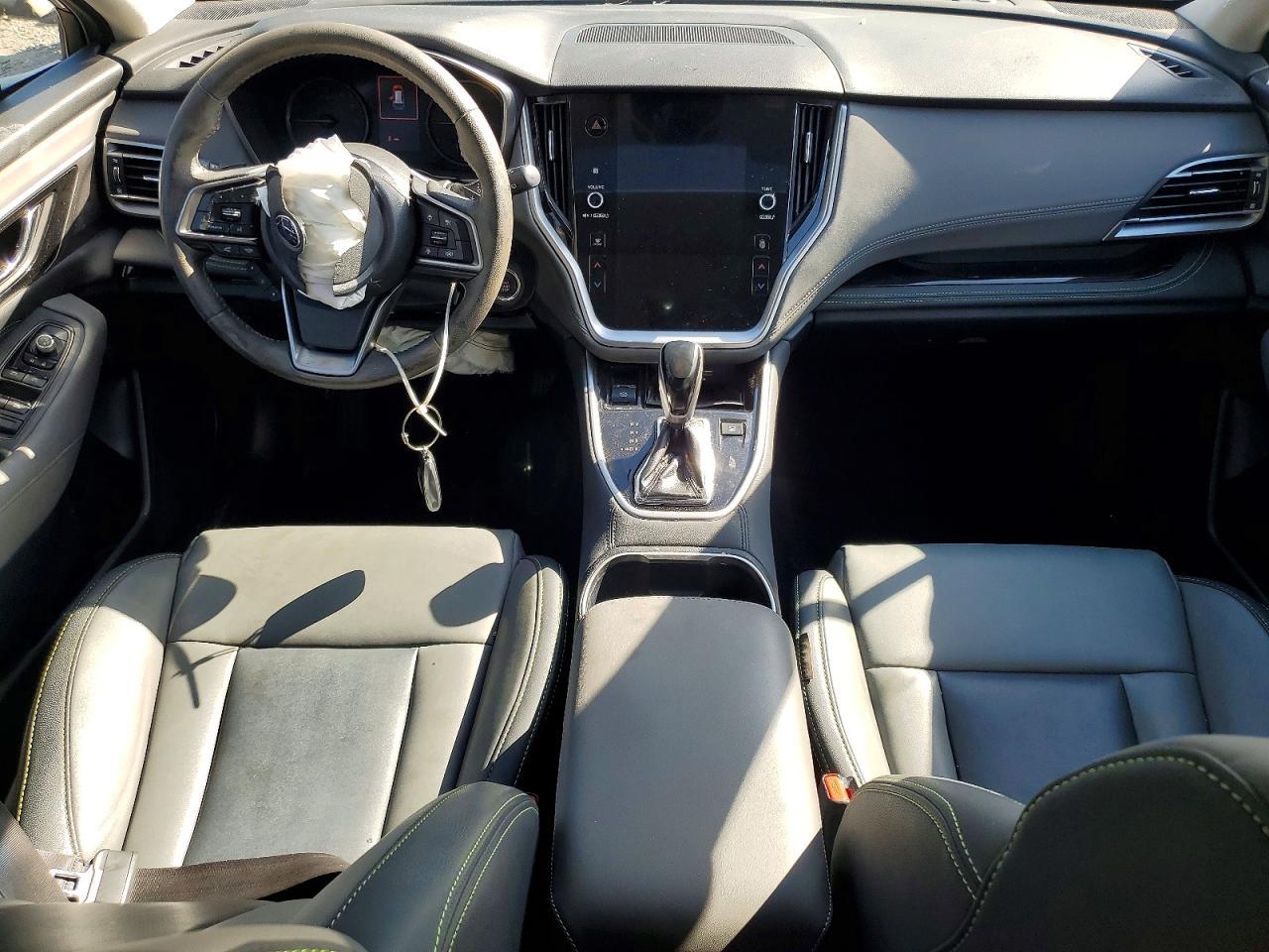 2020 SUBARU Outback