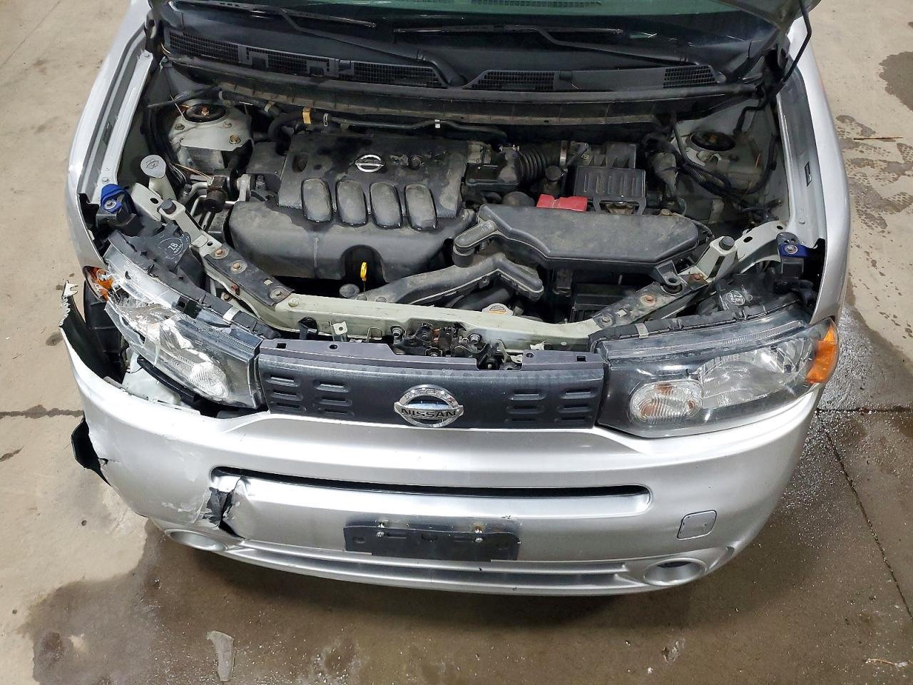 2010 NISSAN CUBE