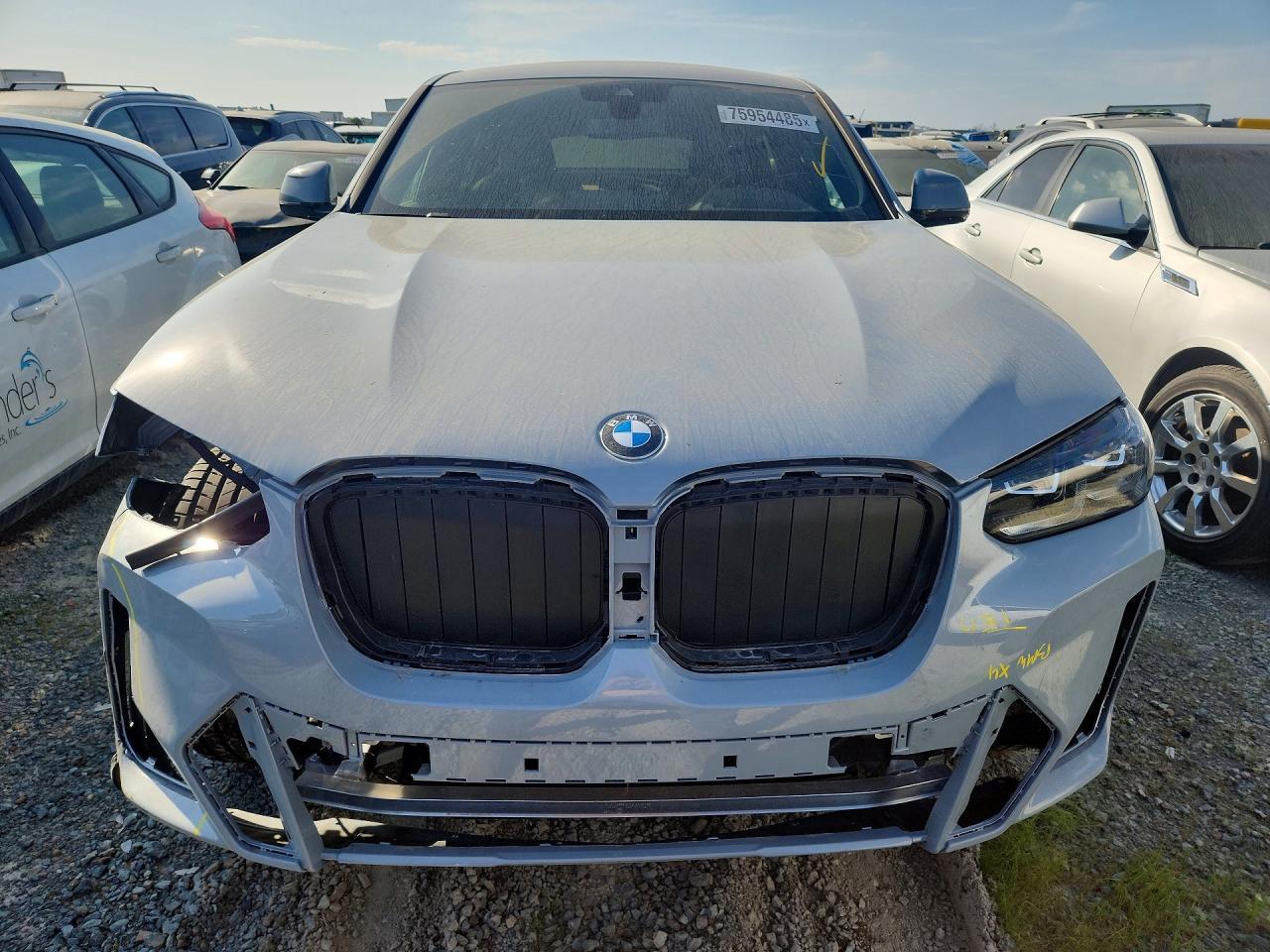 2025 BMW X4