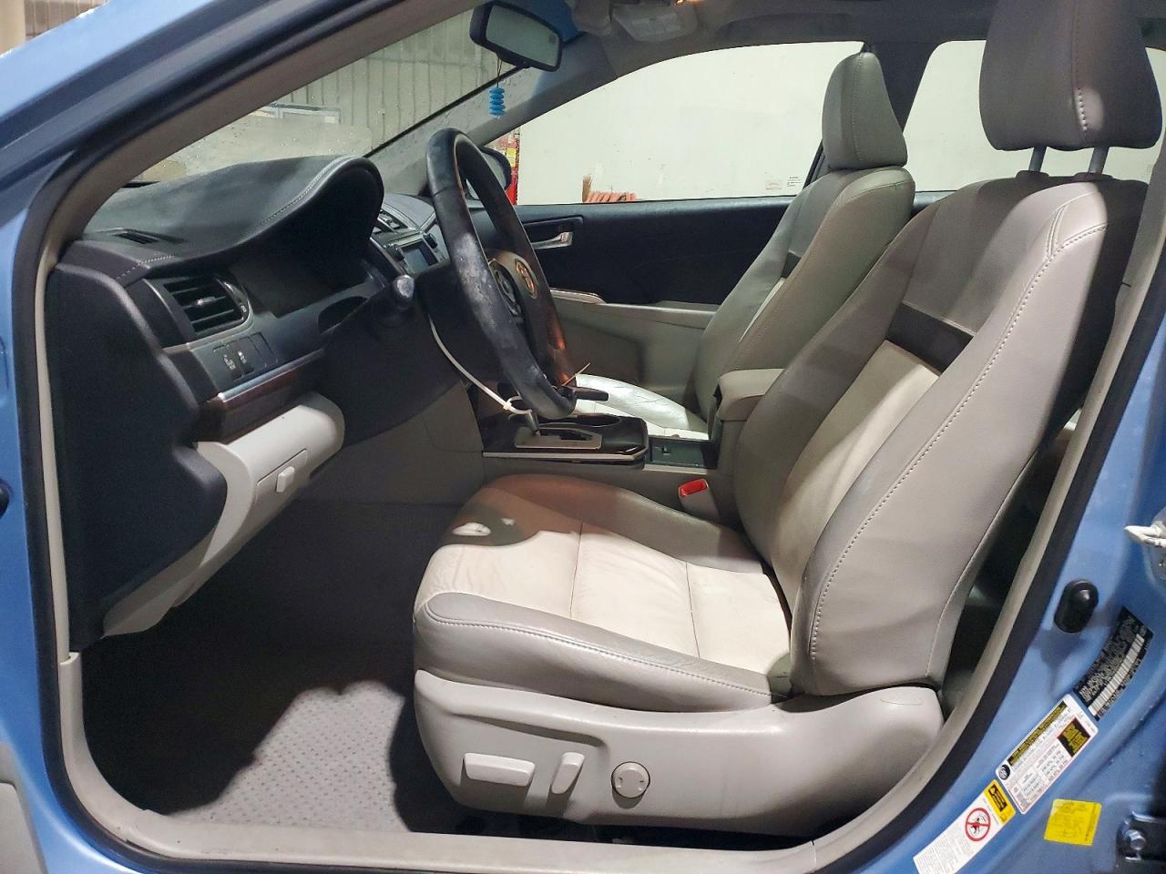 2013 TOYOTA CAMRY