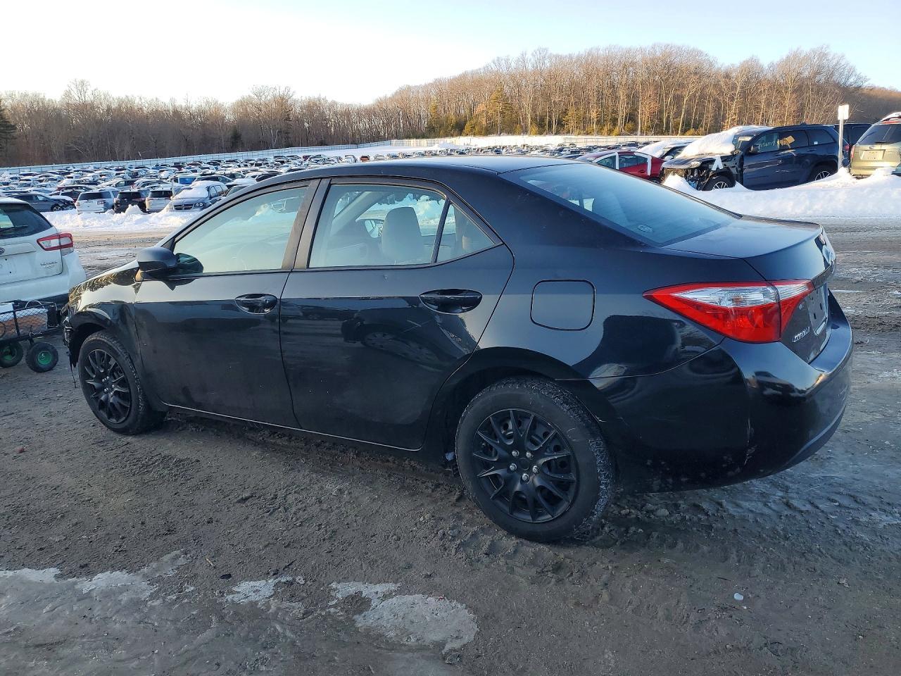 2015 TOYOTA COROLLA