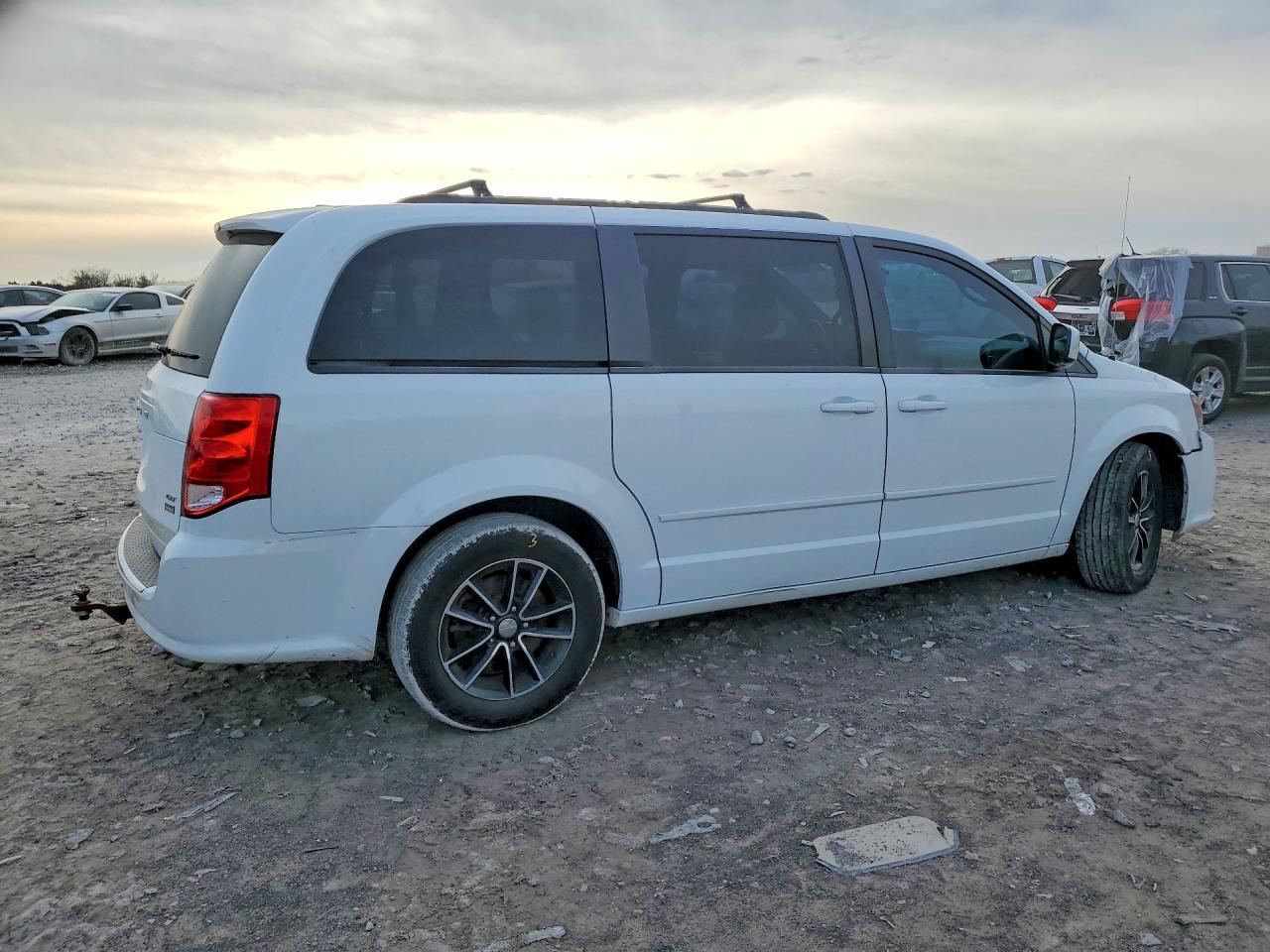 2017 DODGE GRAND CARAVAN