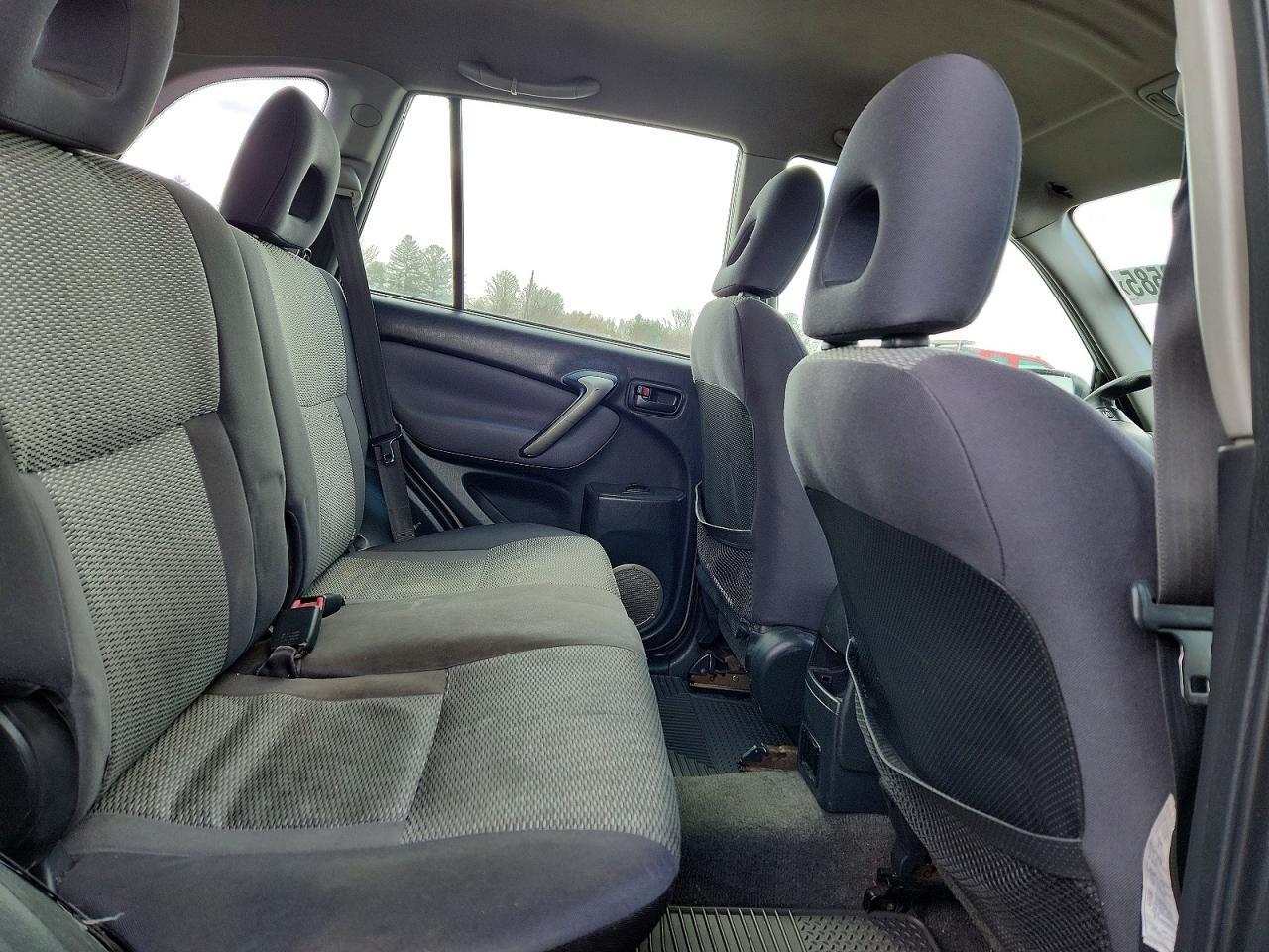 2005 TOYOTA RAV4