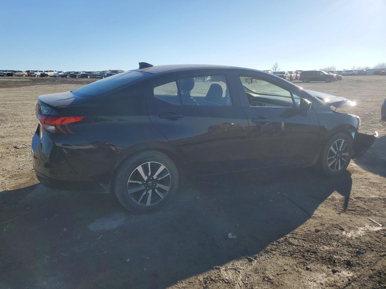 2022 NISSAN VERSA