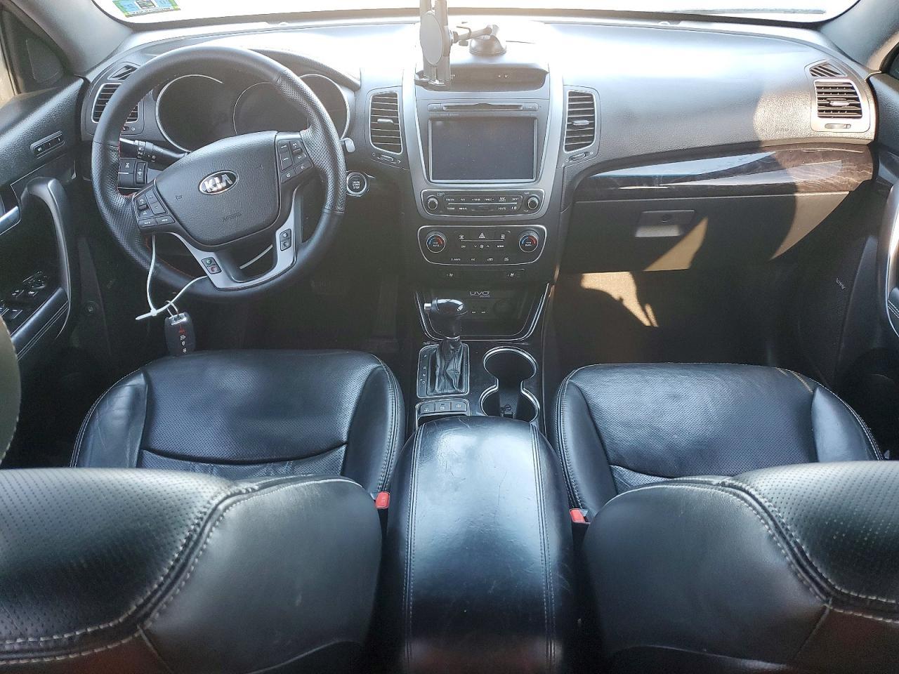 2014 KIA SORENTO