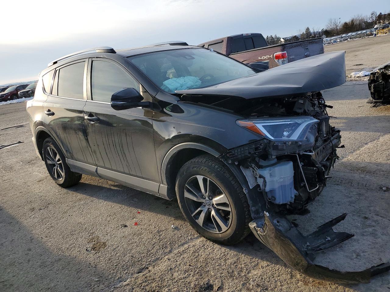 2016 TOYOTA RAV4