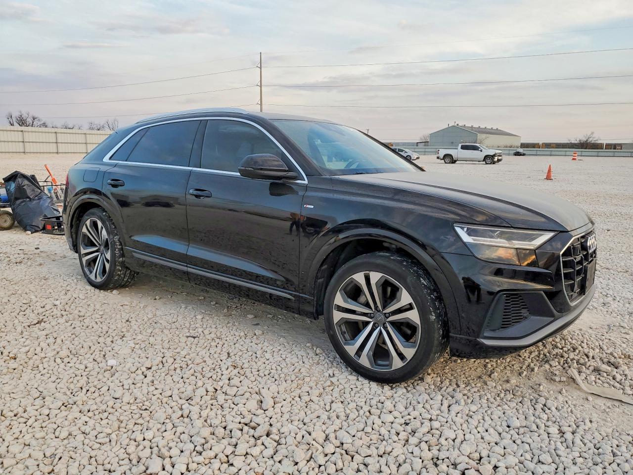 2020 AUDI Q8