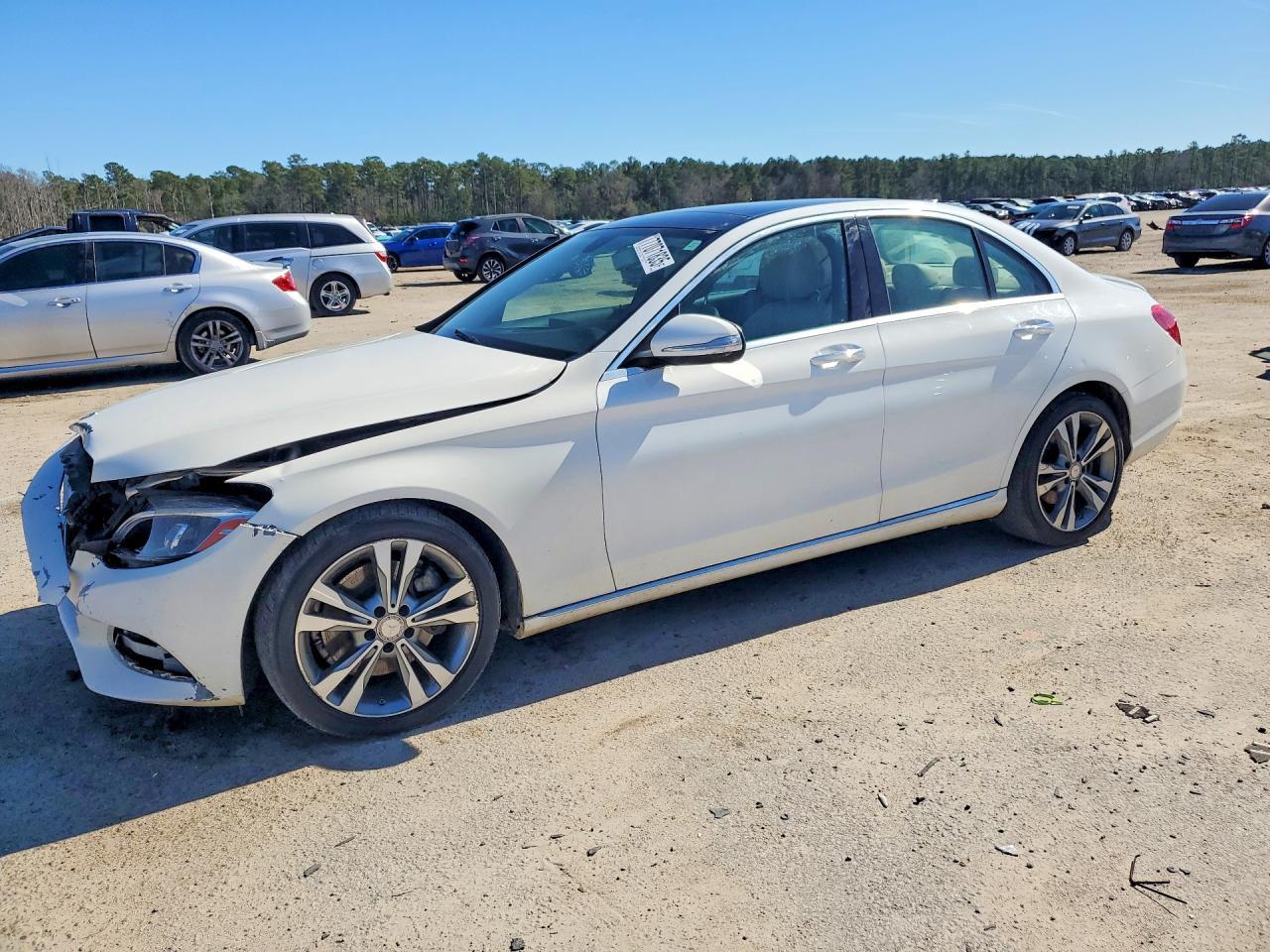 2015 MERCEDES-BENZ C-CLASS