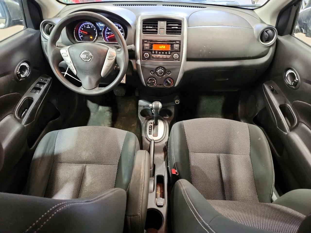 2017 NISSAN VERSA