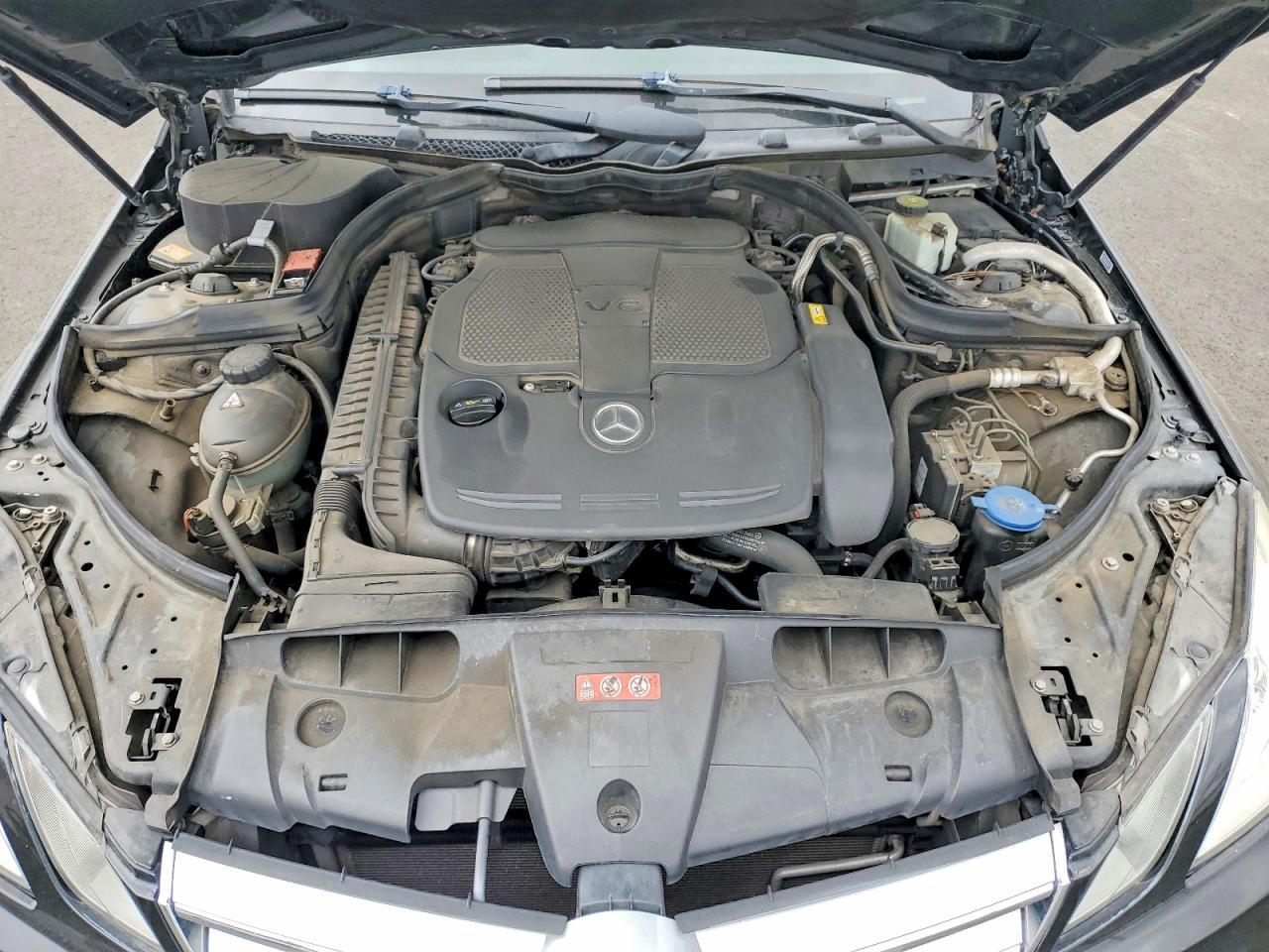 2013 MERCEDES-BENZ E-Class