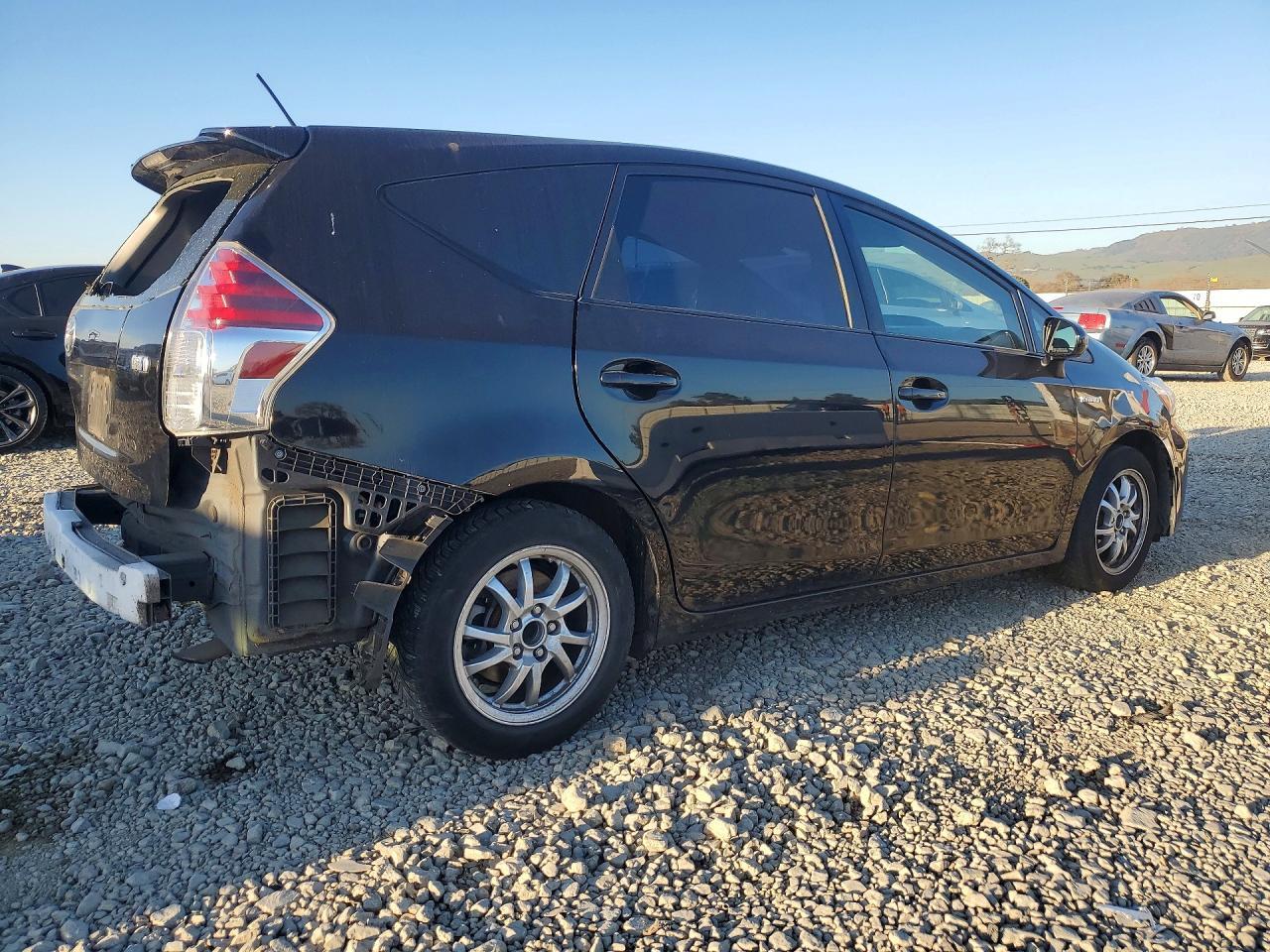 2016 TOYOTA PRIUS V