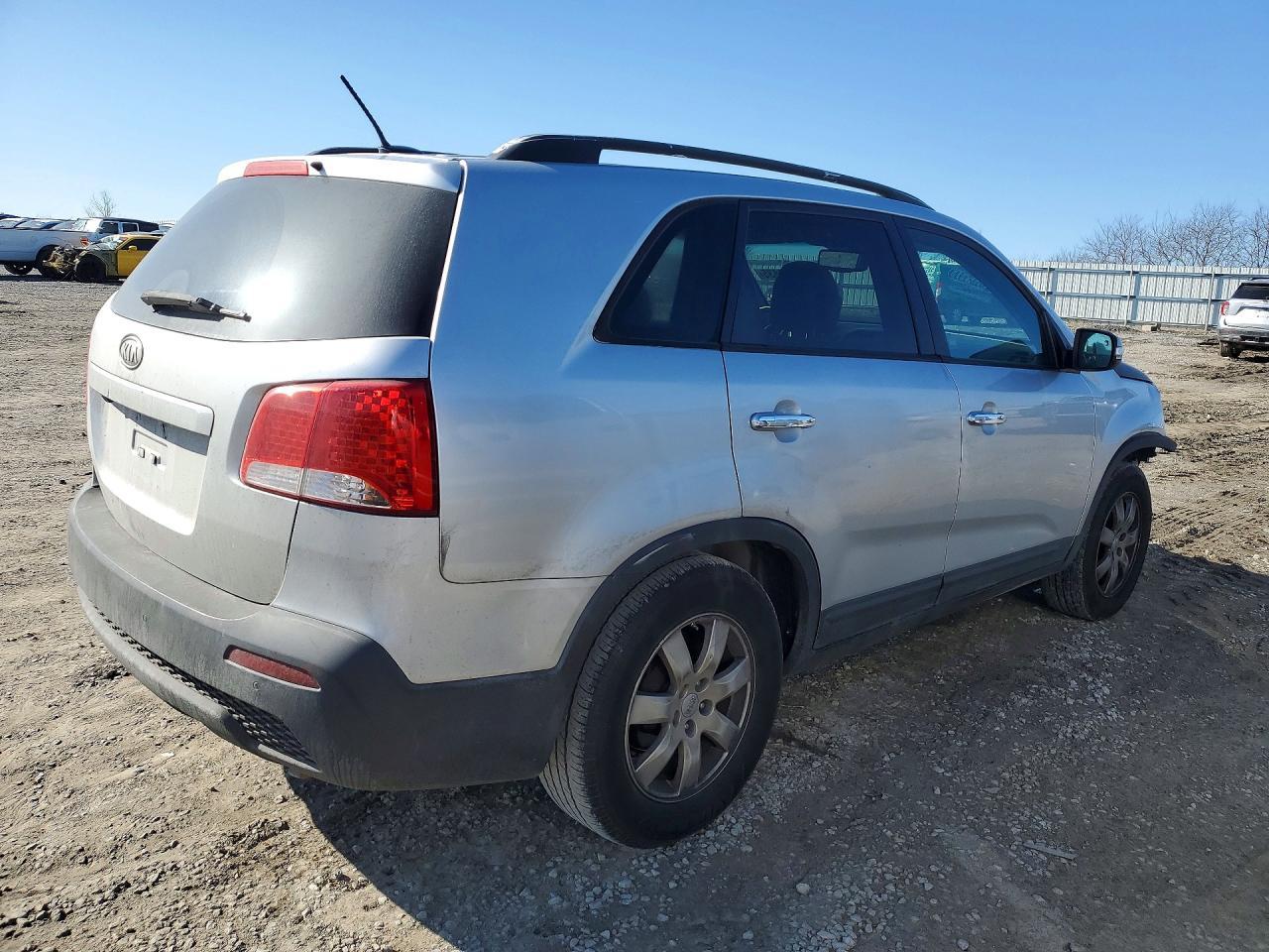 2012 KIA SORENTO