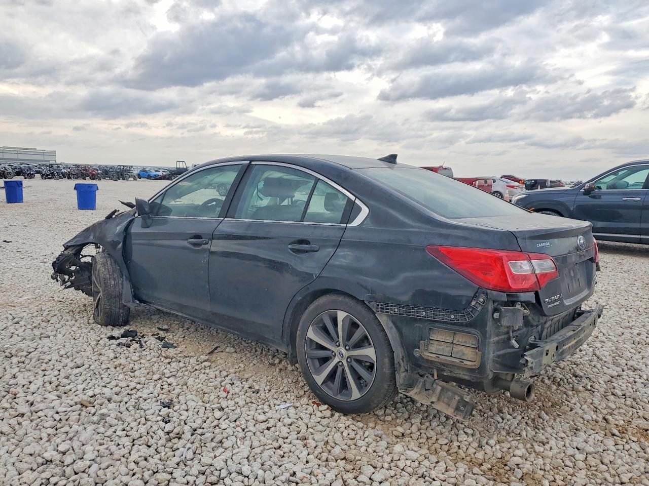 2017 SUBARU Legacy