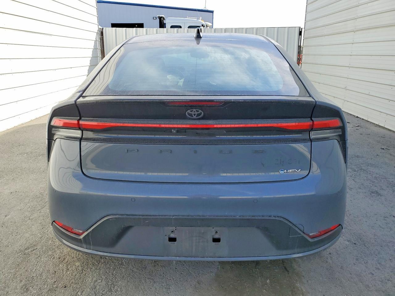 2024 TOYOTA PRIUS