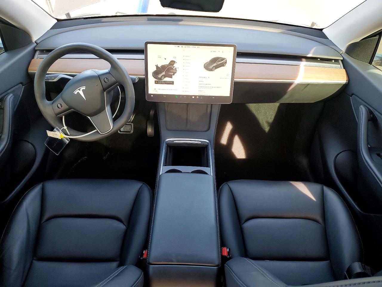 2021 TESLA MODEL Y
