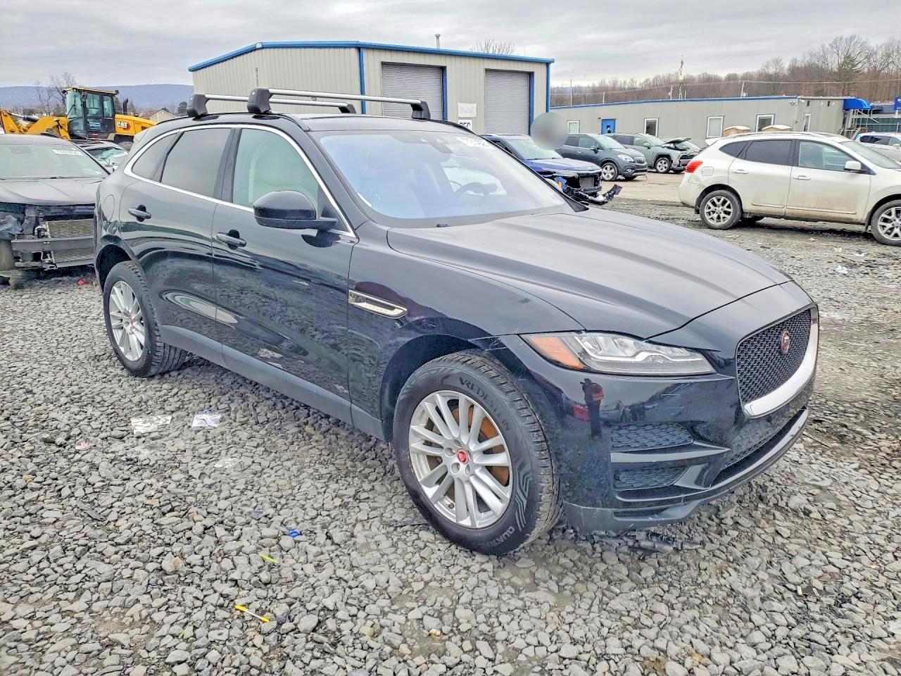 2017 JAGUAR F-Pace