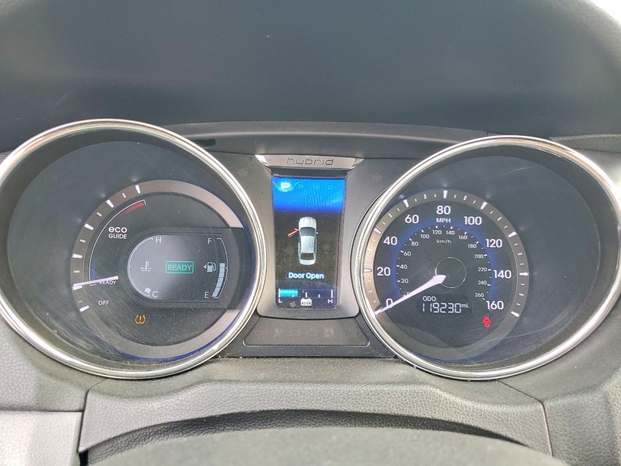 2013 HYUNDAI SONATA